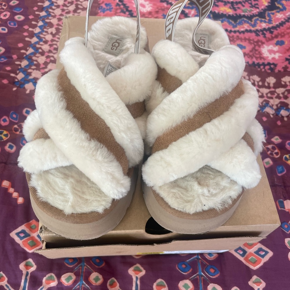 Ugg Disco Criss Cross Slide
